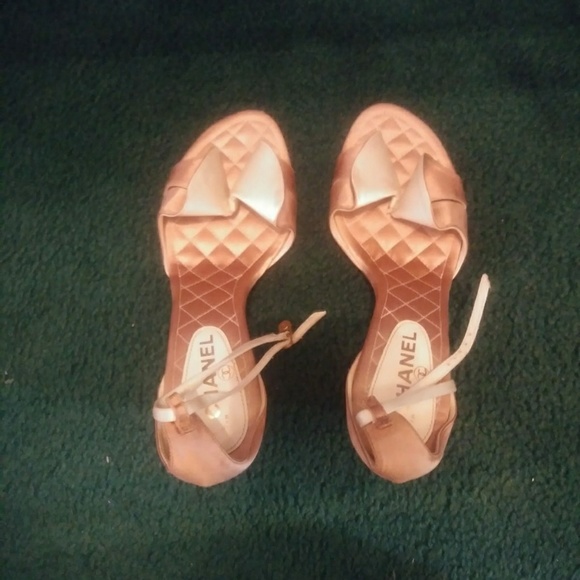 Chanel shoes - Picture 8 of 8